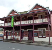 Shamrock Hotel Greenbushes - Hotel Accommodation