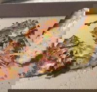 Shark Bay Pizza - Hotel Accommodation