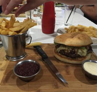 Southerlys Harbour View Bar  Restaurant - Hotel Accommodation