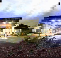 The Corner Inn - Hotel Accommodation