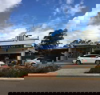 Dally Cafe - Hotel Accommodation