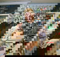 Monkey Bar - Hotel Accommodation