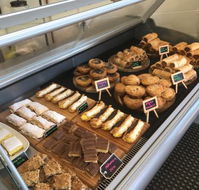 Winstons Meat and Provisions - Hotel Accommodation