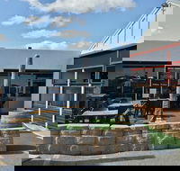 Breeze Cafe  Bar - Hotel Accommodation