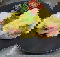 Cruisers Hub Cafe - Hotel Accommodation