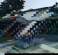 Hornet's Nest Cafe - Hotel Accommodation