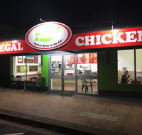 Regal Chickens - Hotel Accommodation