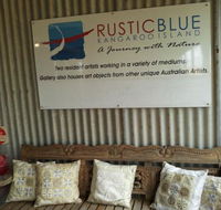 Rustic Blue - Hotel Accommodation