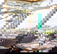 Sarins Bar  Restaurant - Hotel Accommodation