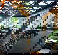 Adventurous Spoon - Hotel Accommodation