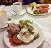 Koffi n Kandi Cafe Laura - Hotel Accommodation