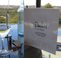 Paulett Wines  Bush DeVine Cafe - Hotel Accommodation