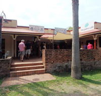 The Palms Cafe - Hotel Accommodation