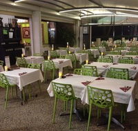 Thai On Ferny Way - Hotel Accommodation