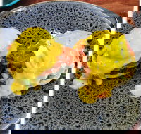 Cut  Grind Cafe - Hotel Accommodation