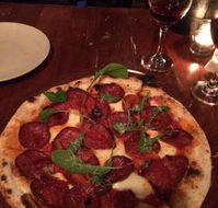 Tom Ugly's - Hotel Accommodation