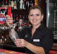 Advancetown Hotel - Hotel Accommodation