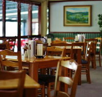 Cedar Lake Bistro - Hotel Accommodation