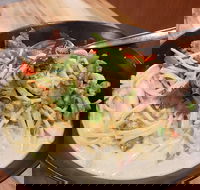 Lemongrass Thai On Sundale - Hotel Accommodation