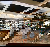 Corner Pocket Bar  Grill - Hotel Accommodation