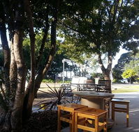 Zesty Lemon Cafe - Hotel Accommodation