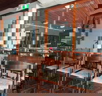 Finbar's Lounge Bar - Hotel Accommodation