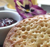 The Oaks Cafe at Acorn Nursery - Hotel Accommodation