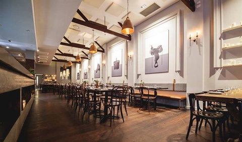 The Stables Bar - Hotel Accommodation 2