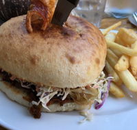 Gilligan's Cafe Bar - Hotel Accommodation