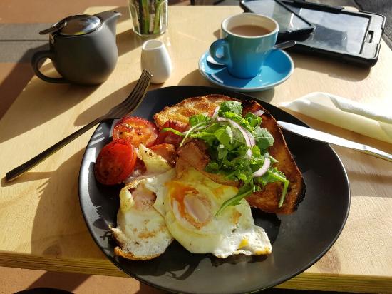 Adare QLD Hotel Accommodation