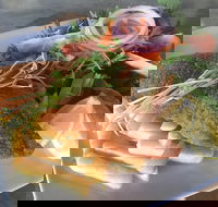 Cedar Park Fish and Chips - Hotel Accommodation