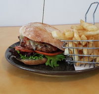 Croc Xpresso Cafe - Hotel Accommodation