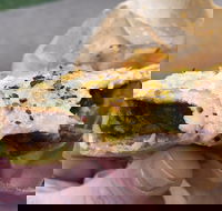 Gin Gin Bakery - Hotel Accommodation