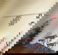 Grind and Grow Cafe - Hotel Accommodation