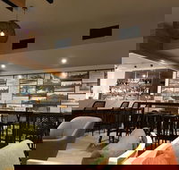 Royal on Ninety-Nine - Hotel Accommodation