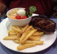 RSL Hayes Bistro - Hotel Accommodation