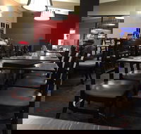 The Club Hotel Motel - Hotel Accommodation