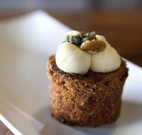 Three-sons Cafe - Hotel Accommodation