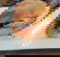 Alligator Creek Restaurant - Hotel Accommodation