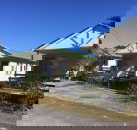 Miriam Vale Hotel Kitchen - Hotel Accommodation