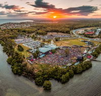 Sandstone Point Hotel - Hotel Accommodation