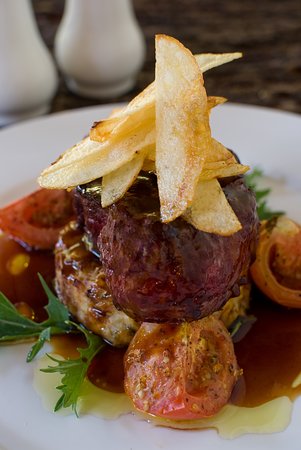 Fraser Island QLD Hotel Accommodation