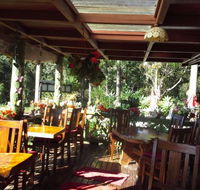 Suzannes's Hideaway Cafe - Hotel Accommodation