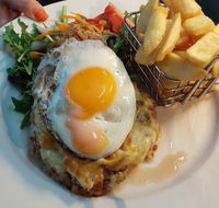 The Home Hotel Bistro - Hotel Accommodation
