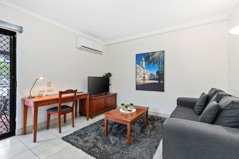 The Coffee House Apartments & Bistro - Hotel Accommodation 10