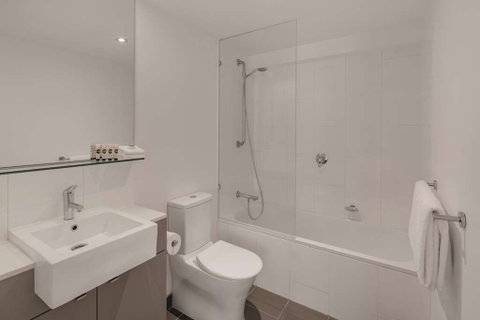 Travelodge Melbourne Docklands - Hotel Accommodation 10