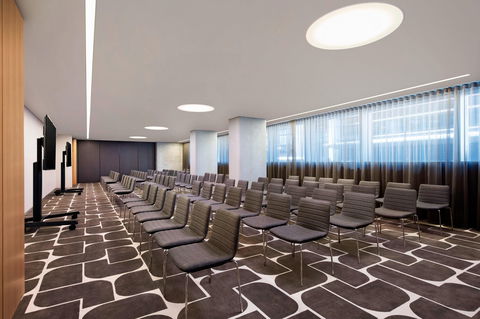 Four Points By Sheraton, Central Park - Hotel Accommodation 9