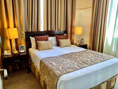 Royal Albert Hotel - Hotel Accommodation 1