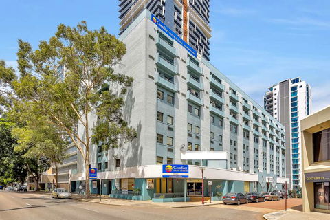 Comfort Inn & Suites Goodearth - Hotel Accommodation 0