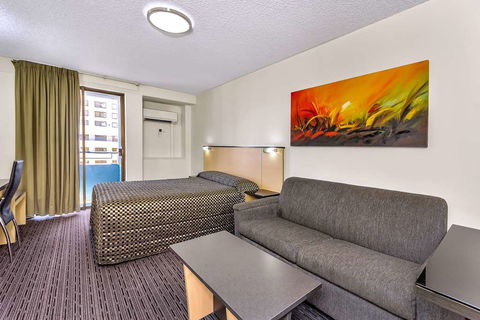 Comfort Inn & Suites Goodearth - Hotel Accommodation 13
